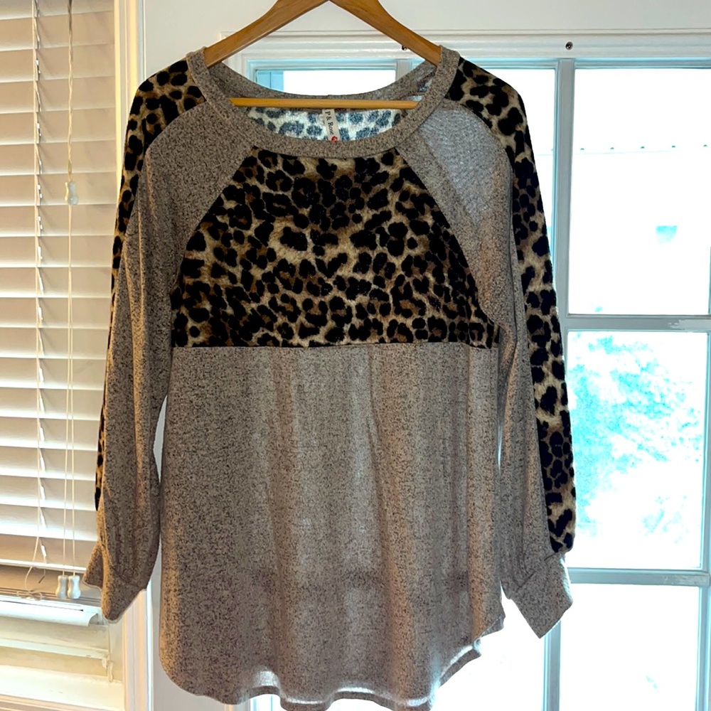 5 for $25! P & Rose animal print long sleeve blouse